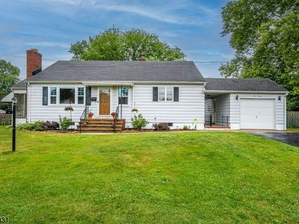113 Dutch Neck Rd, Hightstown, NJ 08520