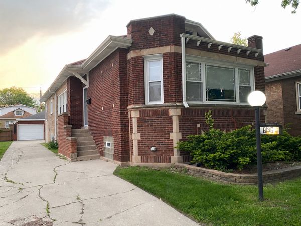 8136 S Luella Avenue , Chicago, IL 60617
