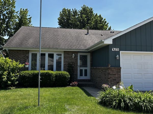 575 Elizabeth Drive , Coal City, IL 60416
