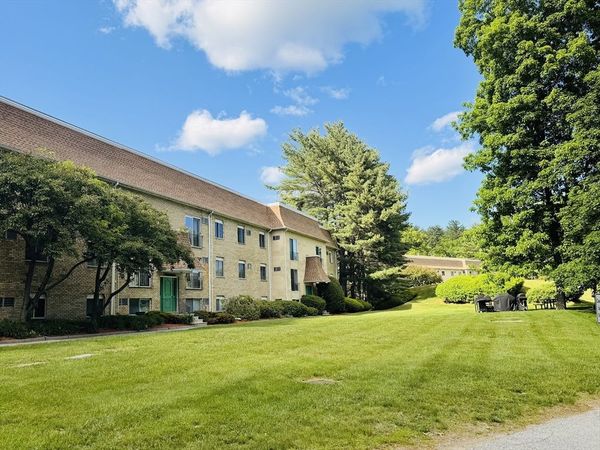 182 Swanson Rd, Unit 324, Boxborough, MA 01719
