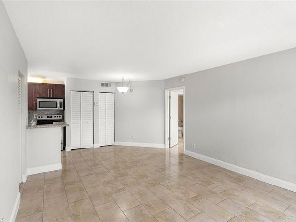 185 Santa Clara DR , Unit 13, NAPLES, FL 34104