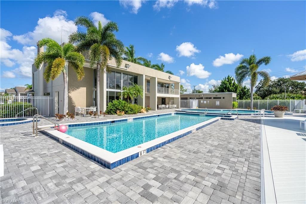 185 Santa Clara Dr, Unit 13, Naples, FL 34104 Photo