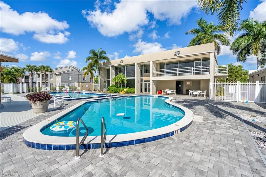 185 Santa Clara Dr, Unit 13, Naples, FL 34104 Photo