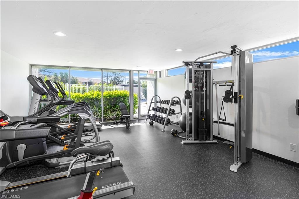 185 Santa Clara Dr, Unit 13, Naples, FL 34104 Photo