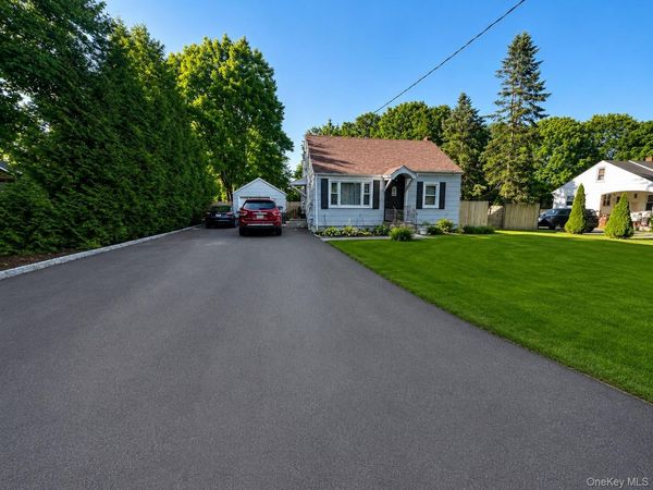 1419 Hallock Avenue , Port Jefferson, NY 11776