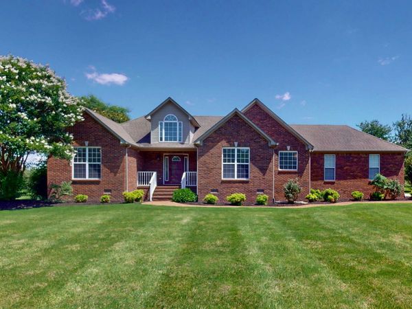 817 Rands Way, Columbia, TN 38401
