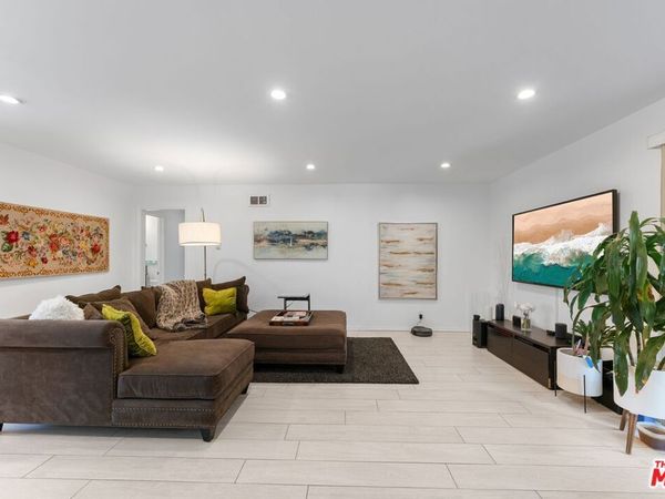 2002 4th Street, Unit 102, Santa Monica, CA 90405