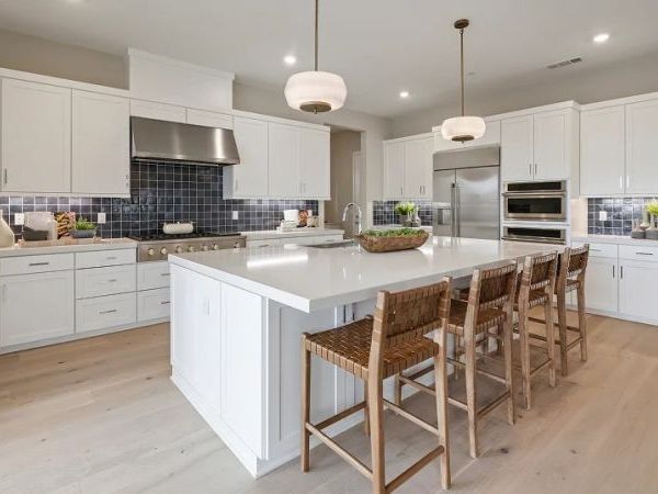 24320 Corte Cambur, Valencia, CA 91354