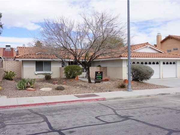 8328 Del Rey Avenue , Las Vegas, NV 89117