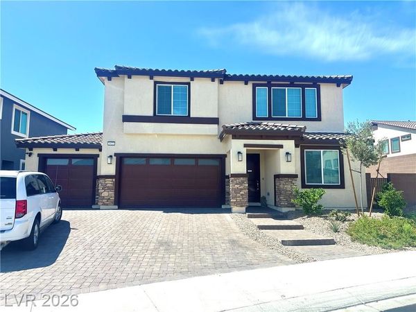1921 Lewis Bay Avenue, North Las Vegas, NV 89084