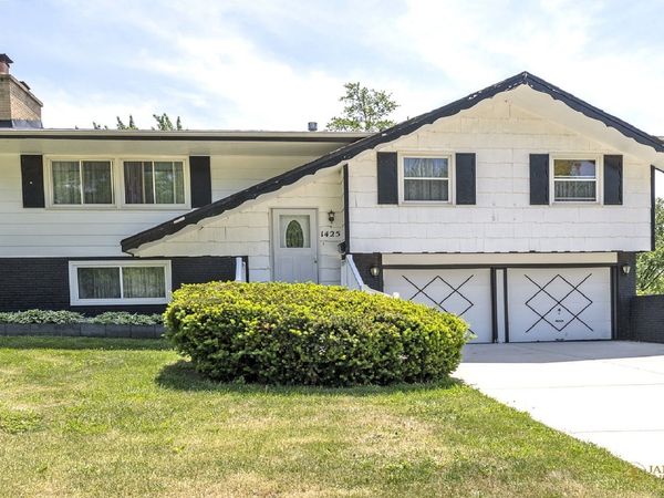 1425 Concord Lane , Schaumburg, IL 60193