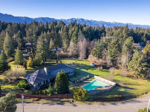 160 Kopina Dr , Bowser, BC V0R 1G0