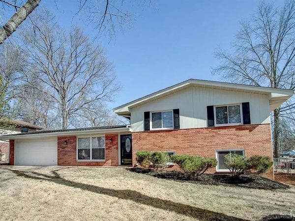 824 English Lane, Belleville, IL 62223