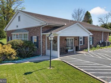 101 WALNUT STREET , GREEN LANE, PA 18054