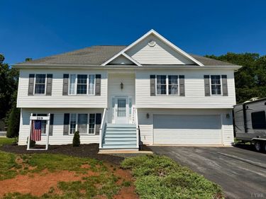 209 Hunt Club Drive, Madison Heights, VA 24572