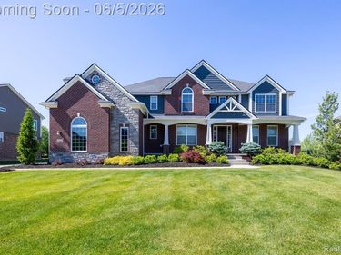 57558 Stoneleigh Drive, Lyon Twp, MI 48178