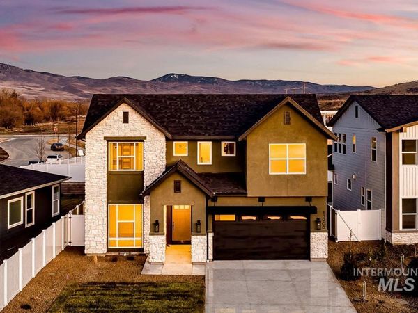 13906 N Malheur Pl, Boise, ID 83714