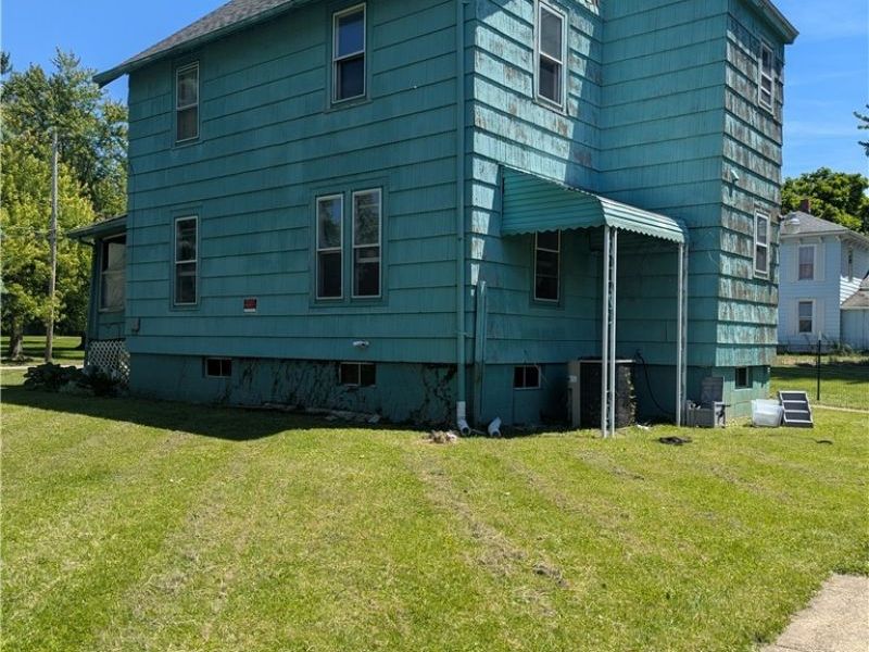 5403 Jefferson Avenue, Ashtabula, OH 44004 Photo 3