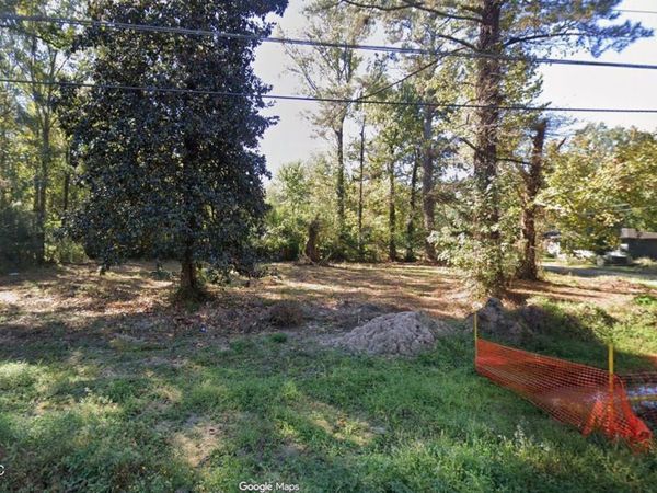 927 Woody Drive, Jackson, MS 39212