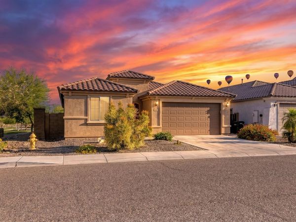 6516 W MADRE DEL ORO Drive, Phoenix, AZ 85083