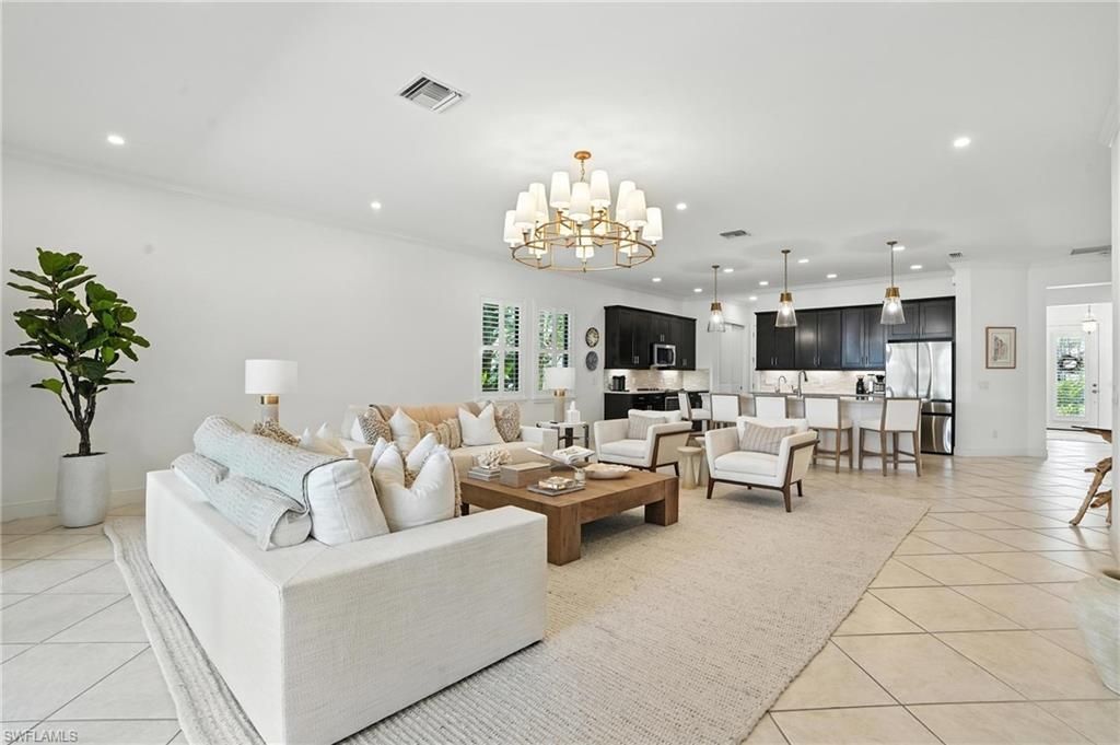 4649 Abaca Cir, Naples, FL 34119 Photo