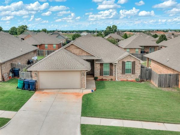 8709 SW 36th Ter , Oklahoma City, OK 73179