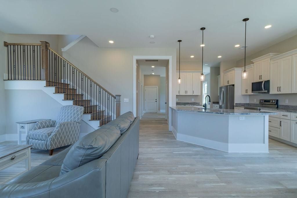 468 Saint Julian Ln. Photo 19