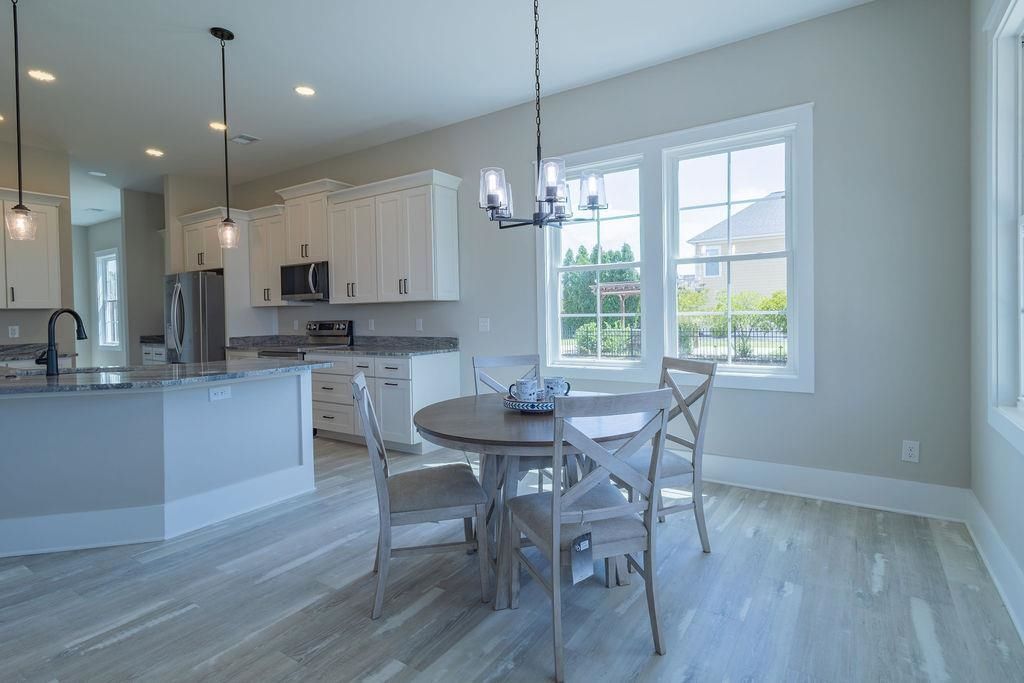 468 Saint Julian Ln. Photo 23