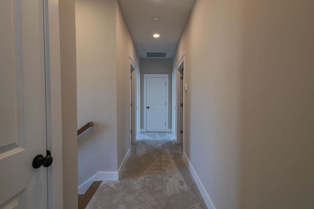 468 Saint Julian Ln. Photo 30