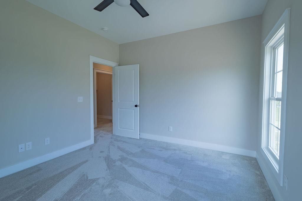 468 Saint Julian Ln. Photo 34