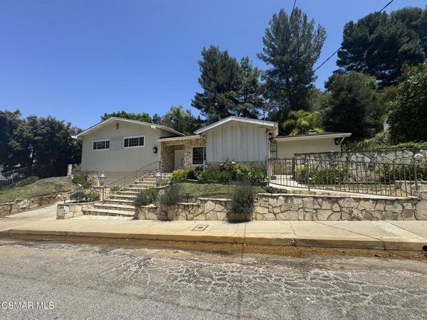 3474 Loadstone Drive, Sherman Oaks, CA 91403