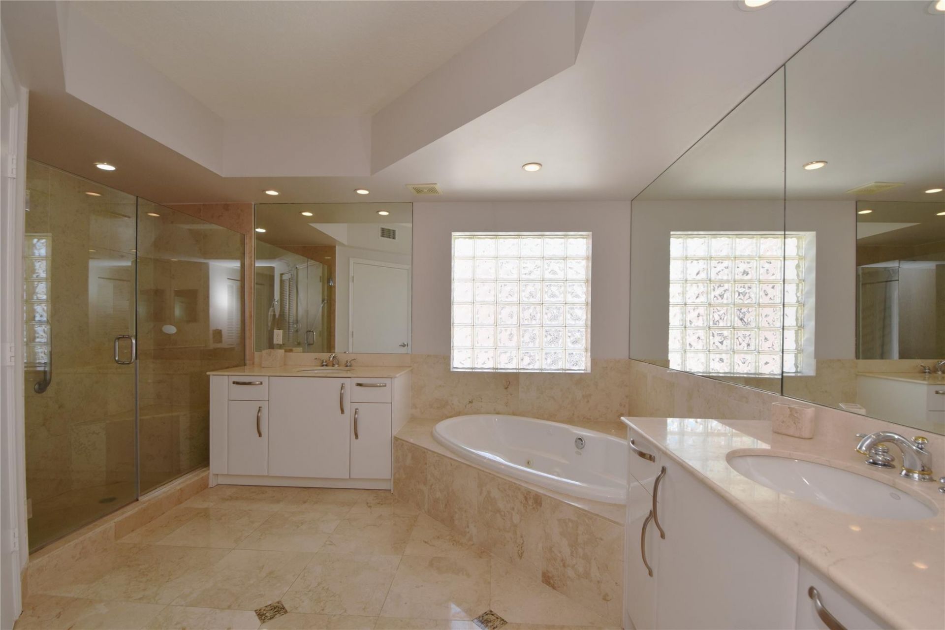 2051 SE 3rd Street, Unit 509, Deerfield Beach, FL 33441 Photo