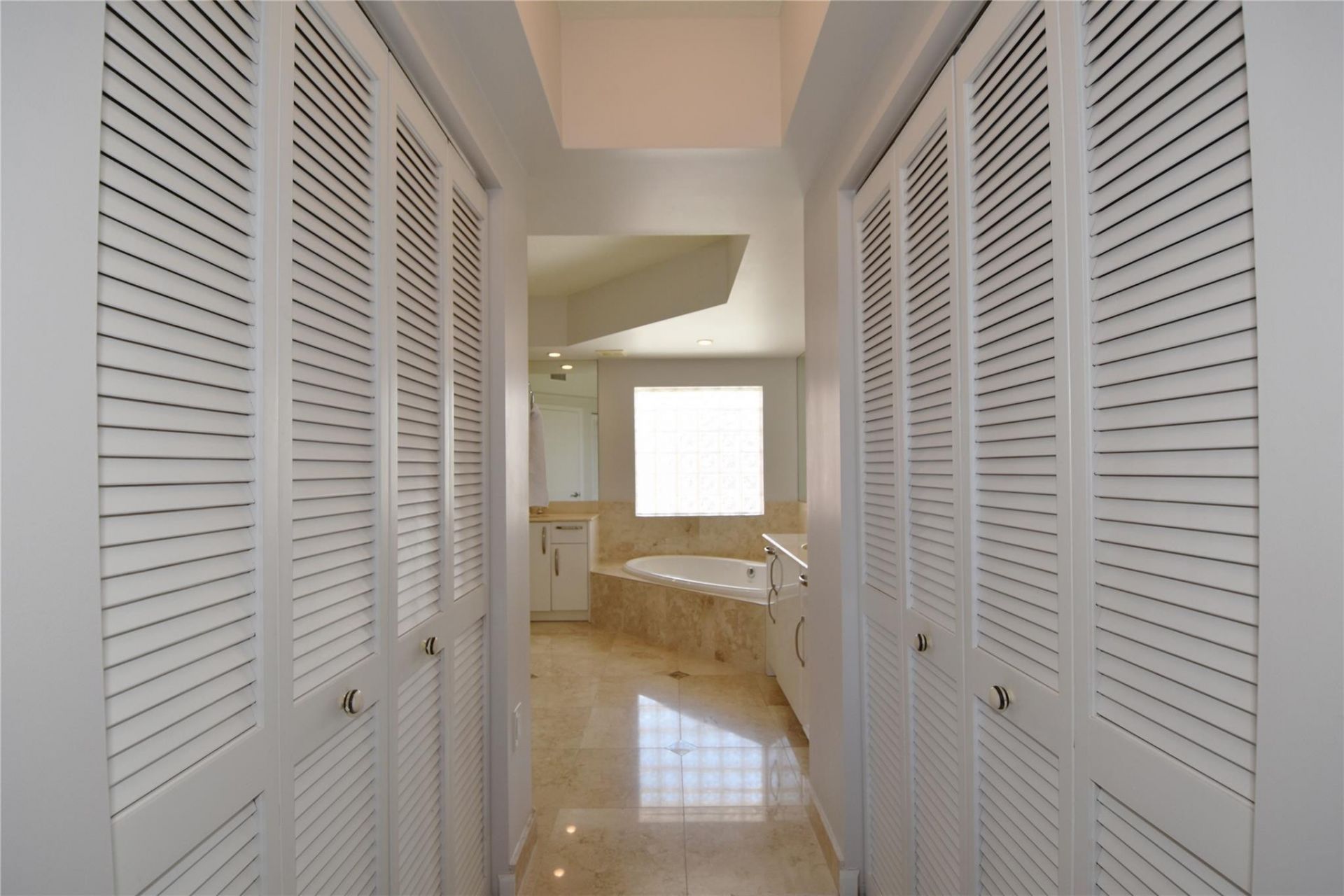 2051 SE 3rd Street, Unit 509, Deerfield Beach, FL 33441 Photo