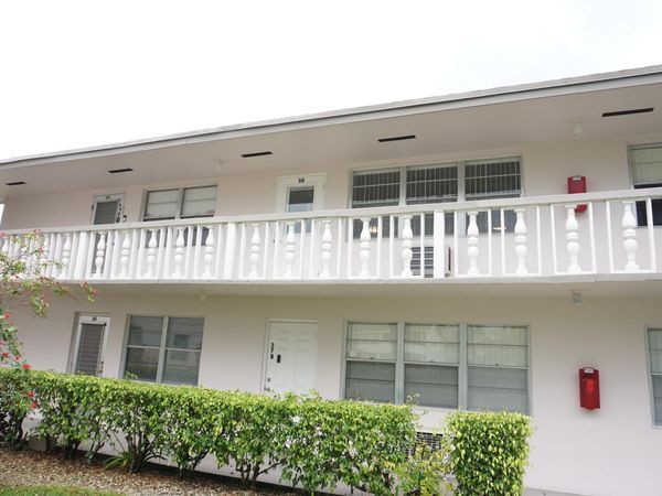 50 Canterbury B, West Palm Beach, FL 33417