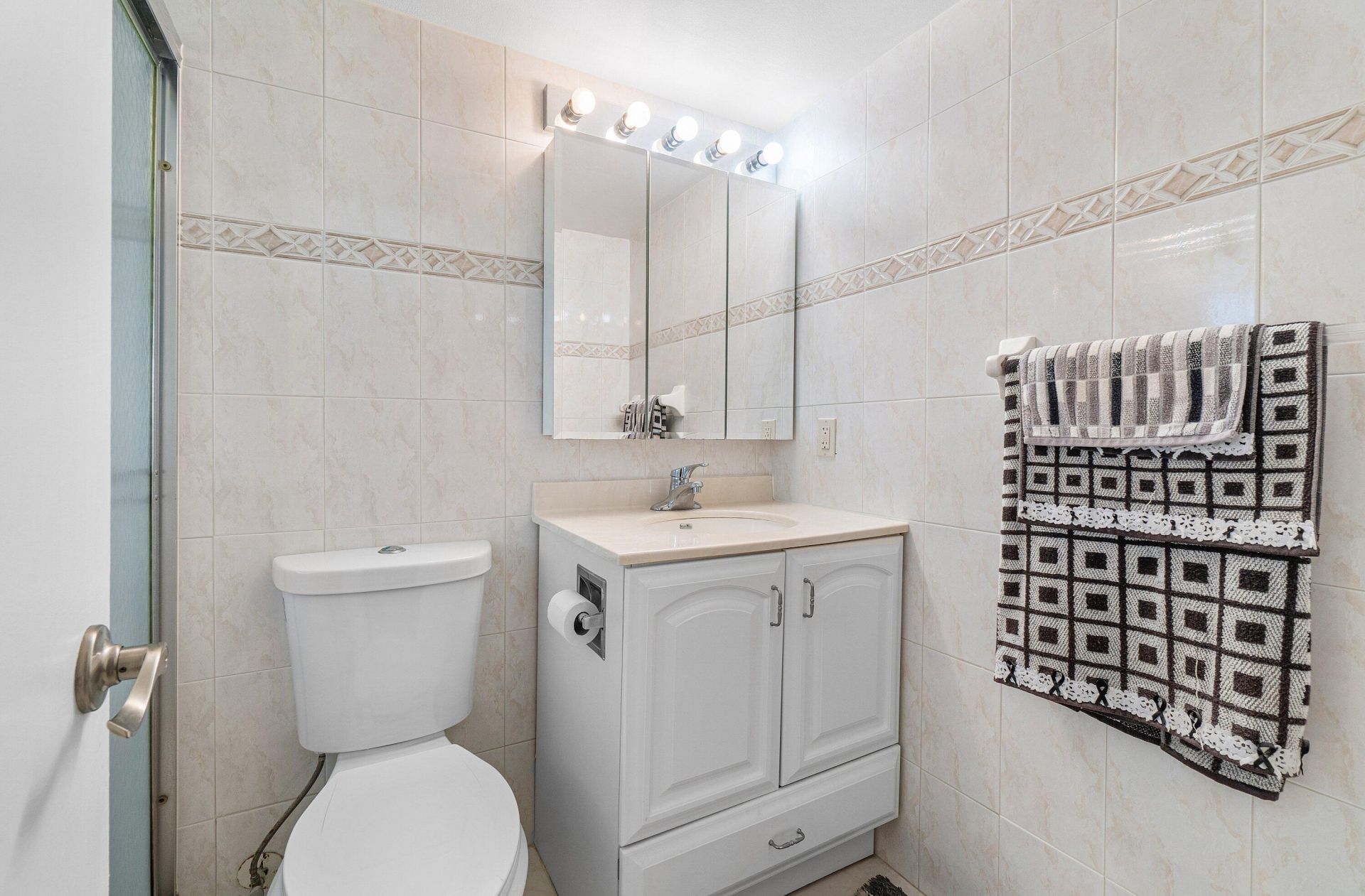 57 Canterbury, West Palm Beach, FL 33417 Photo