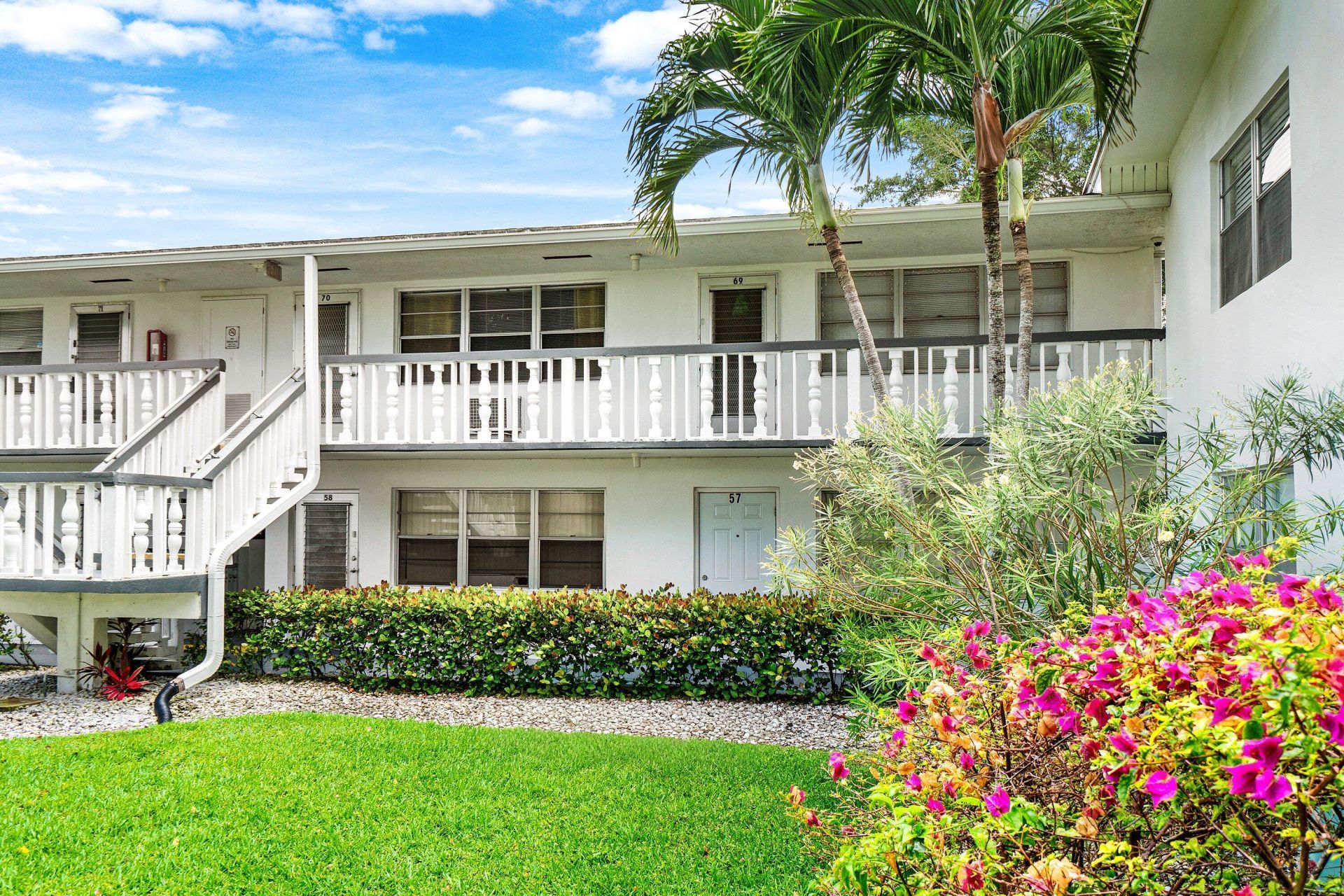 57 Canterbury, West Palm Beach, FL 33417 Photo