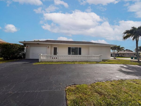 9605 NW 81st, Tamarac, FL 33321