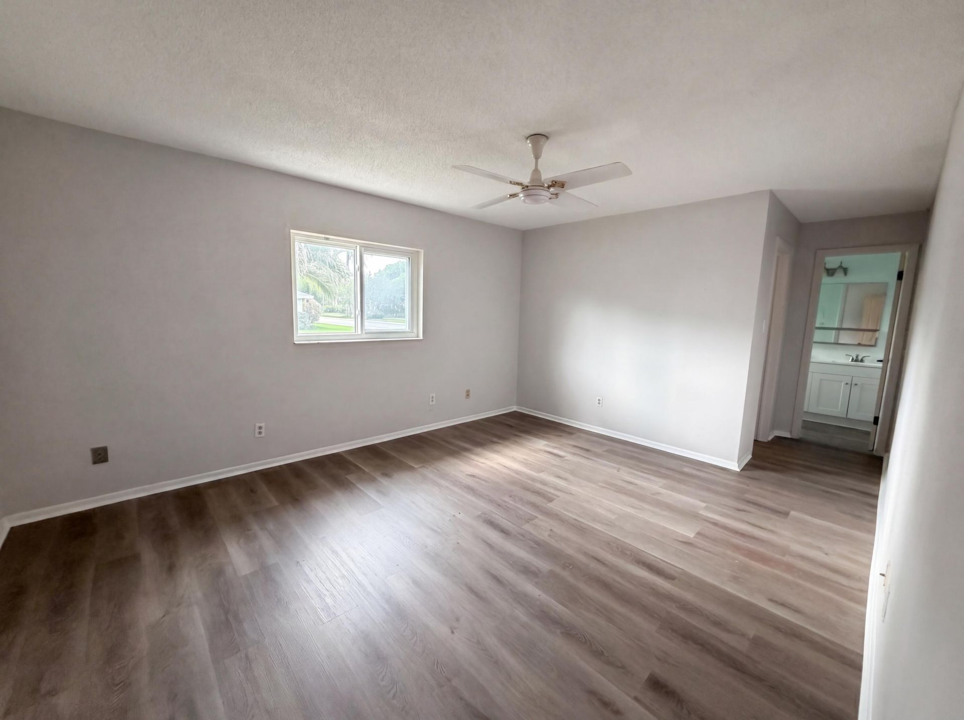 9605 NW 81st, Tamarac, FL 33321 Photo