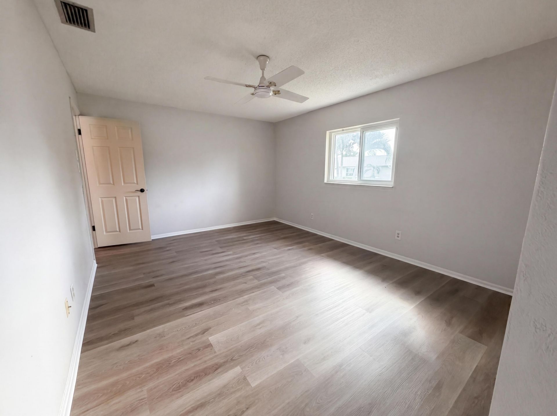 9605 NW 81st, Tamarac, FL 33321 Photo