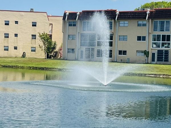 8920 Sunrise Lakes Boulevard, Unit 208, Sunrise, FL 33322