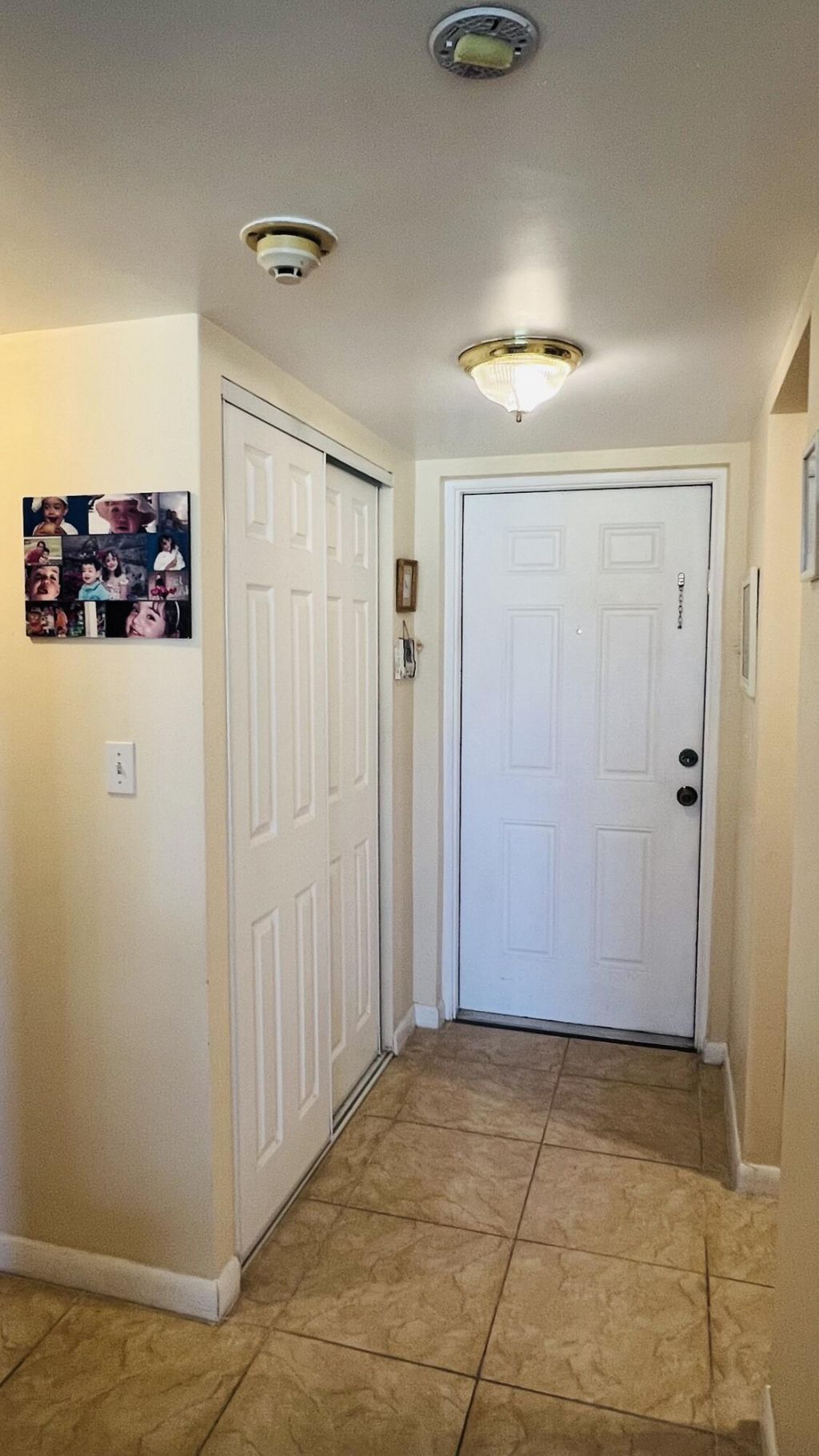 8920 Sunrise Lakes Boulevard, Unit 208, Sunrise, FL 33322 Photo