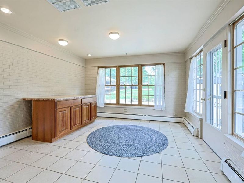 2443 Hunt Road, Cincinnati, OH 45215 Photo 12