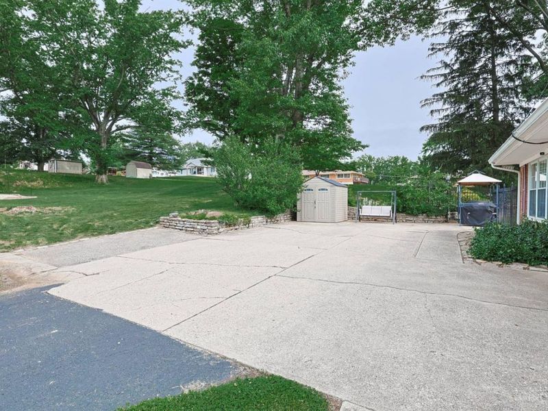 2443 Hunt Road, Cincinnati, OH 45215 Photo 51