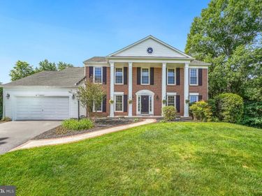 10842 MONTICELLO DRIVE, GREAT FALLS, VA 22066