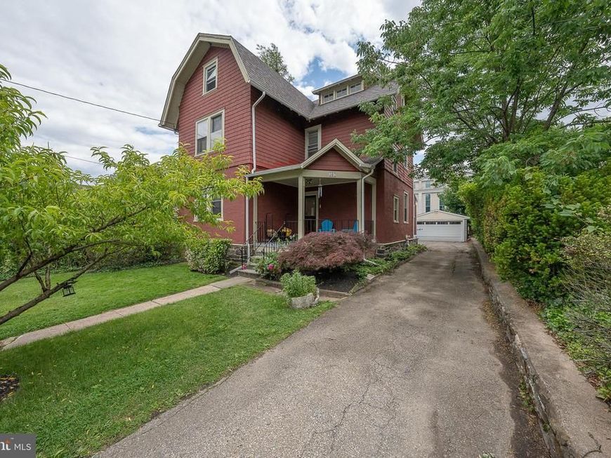 562 Barrett Avenue, Haverford, PA 19041 Main Photo