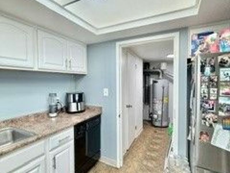 26653 Lake Of The Falls Boulevard, Olmsted Falls, OH 44138 Photo 4