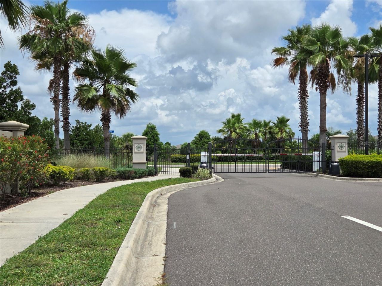 3616 Mossy Limb Court, Palmetto, FL 34221 Photo