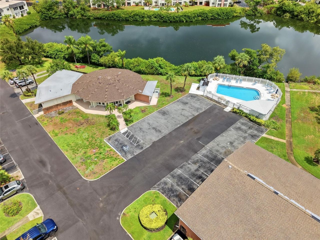 4570 Overlook Drive Ne, Unit 284, Saint Petersburg, FL 33703 Photo