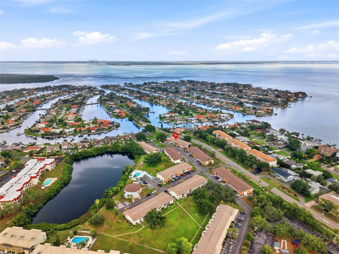 4570 Overlook Drive Ne, Unit 284, Saint Petersburg, FL 33703 Photo