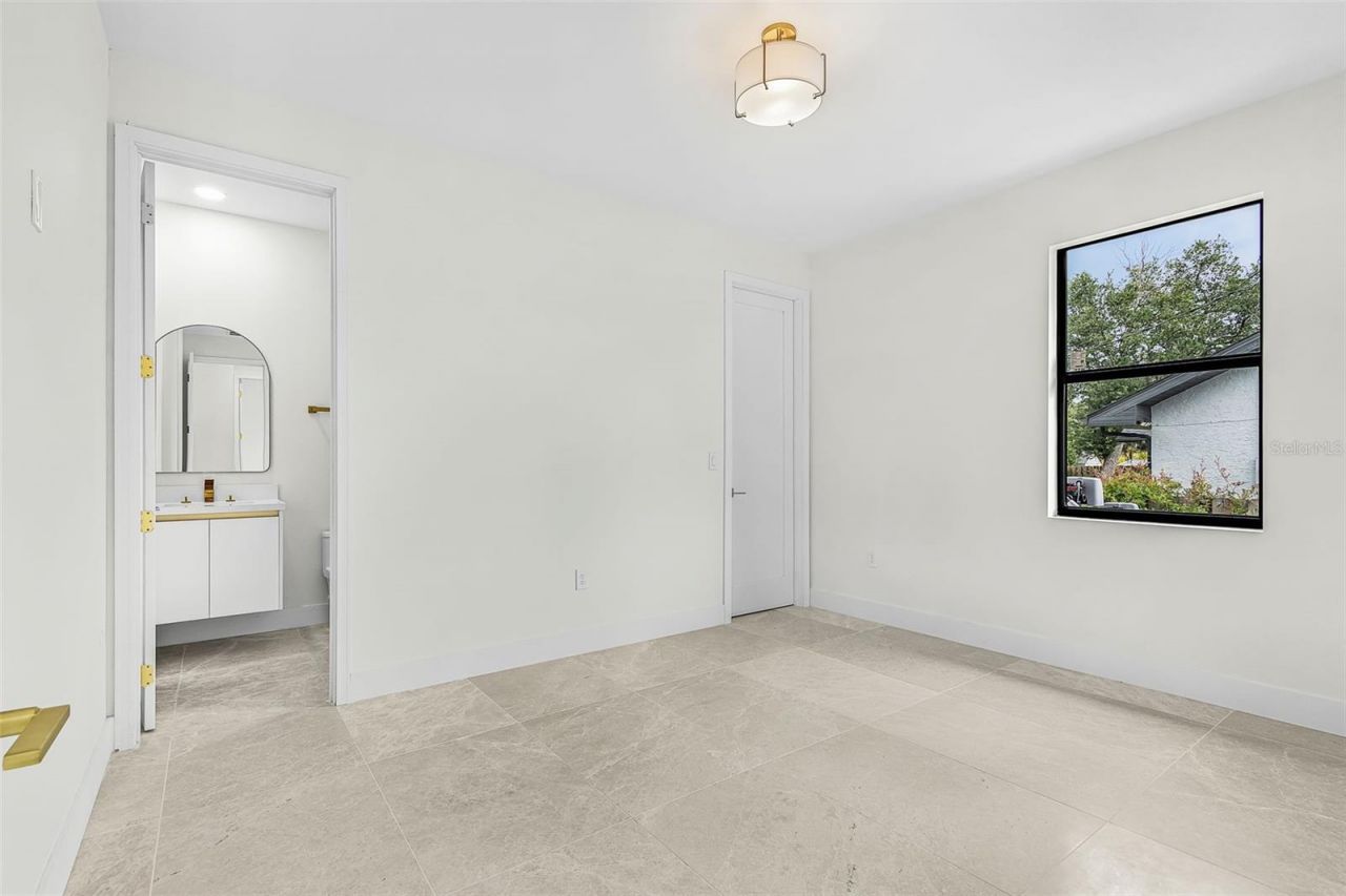 571 Presque Isle Drive, Port Charlotte, FL 33954 Photo